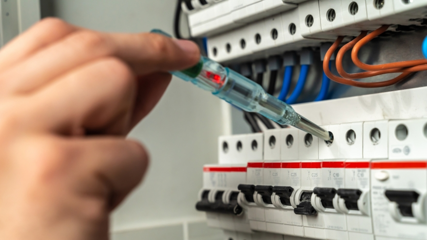 Rozdzielnica elektryczna – serce całej instalacji